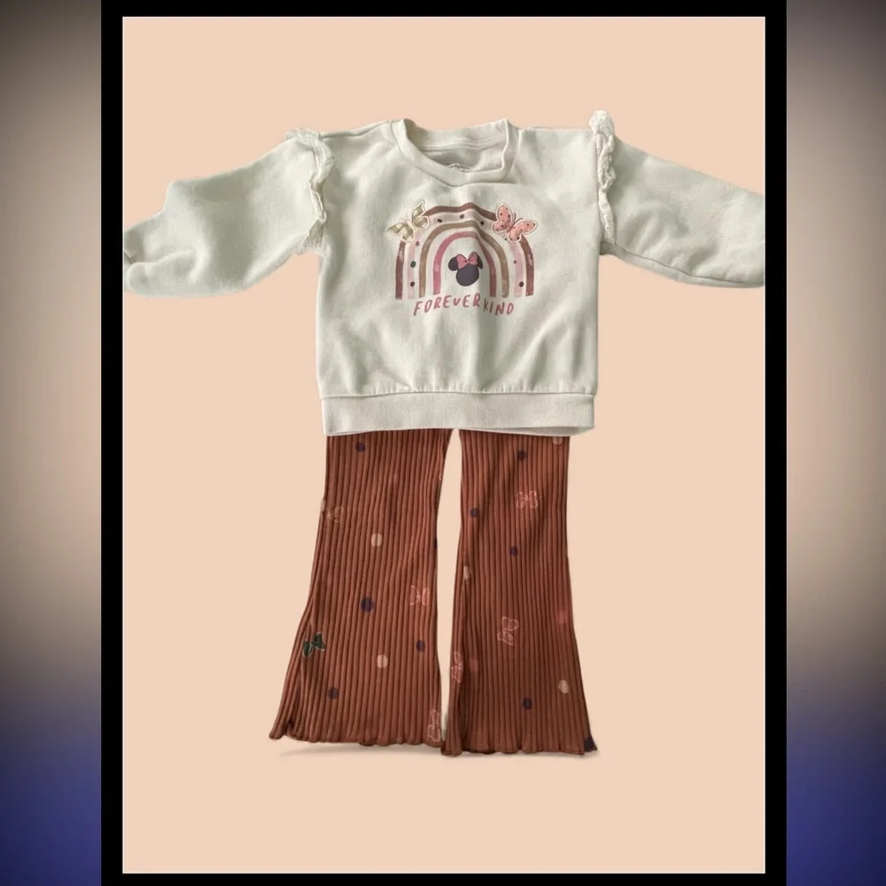 Disney Minnie Sweatshirt and Brown Pants Set - Picture 10 of 10
